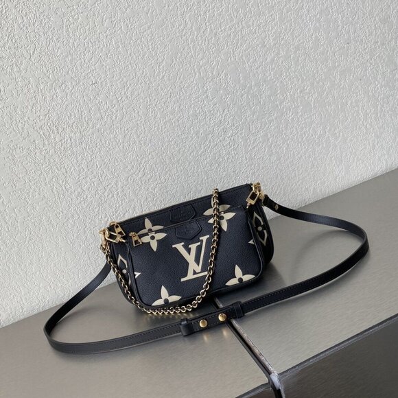 Louis Vuitton Multi Pochette Accessoires Shoulder Crossbody Bag - Picture 1 of 9